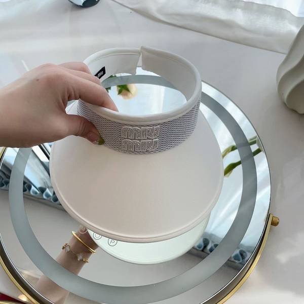 Miu Miu Hat MUH00138-1 Miu Miu Hat MUH00138-1